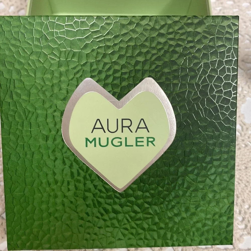 Aura MUGLAR MINIATURE AND LOTION - Picture 5 of 7